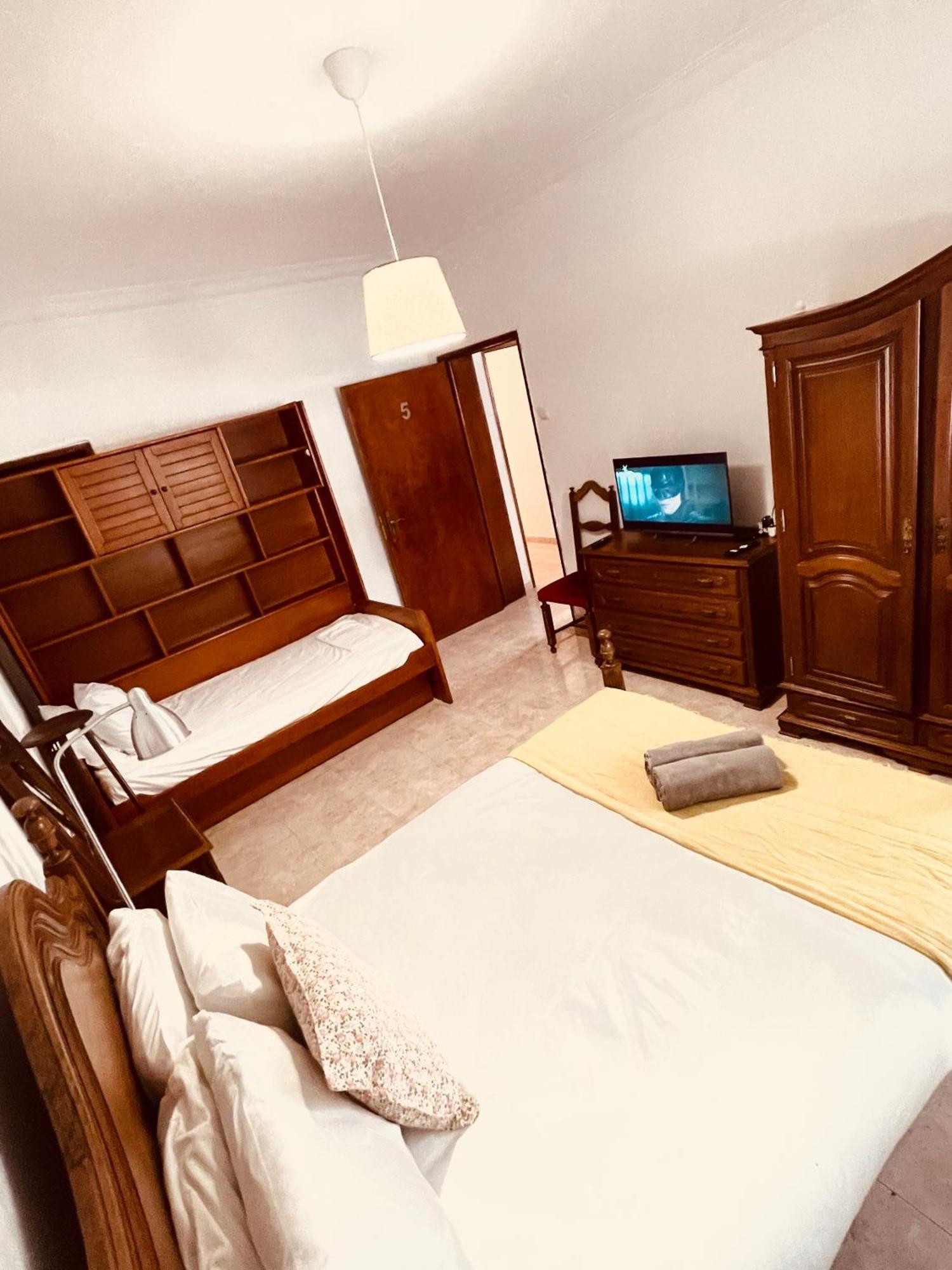 Happy - Aparthotel